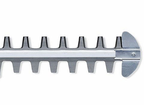 Protezione lama
La protezione lama di serie facilita il taglio in prossimità del suolo e protegge le lame speciali dal deterioramento.