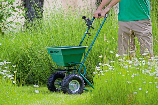 CARRELLO SPANDICONCIME E SPANDISALE 25 LITRI 3914 LITRI STOCKER