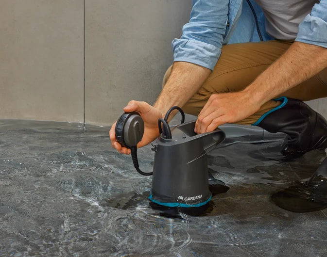 POMPA SOMMERSA ACQUA PULITA 20000 GARDENA