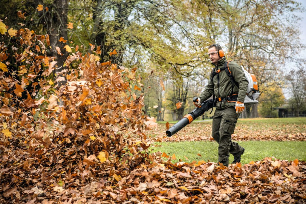 SOFFIATORE A SCOPPIO A ZAINO 79.9 CC  BR 800 STIHL