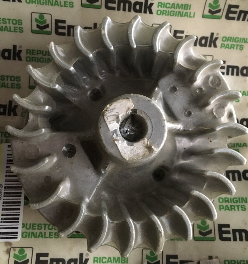 Volano ricambio per decespugliatore 8300-8350-8355-8400-8405 Oleomac