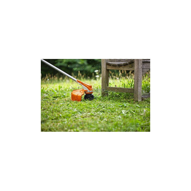 DECESPUGLIATORE A BATTERIA FSA 30.0+2 BATTERIE AS2+AL1 STIHL